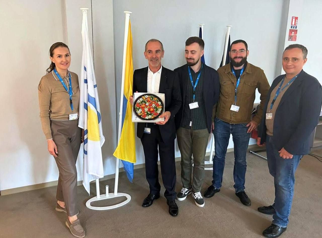 https://moz.gov.ua/img/007f08a6-a9c8-413c-a175-60d42e890186/435d7dae-48d0-42f6-b5f7-4e57c29fa844.jpg?fm=jpg&q=80&fit=max&crop=1280%2C944%2C0%2C0