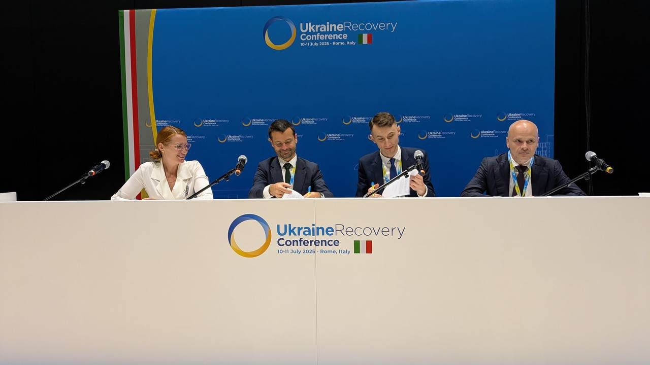 https://moz.gov.ua/img/0b2acc39-6680-4d4e-9e27-dbf9cd479de6/whatsapp-image-2025-07-10-at-210219.jpeg?fm=jpg&q=80&fit=max&crop=1280%2C720%2C0%2C0