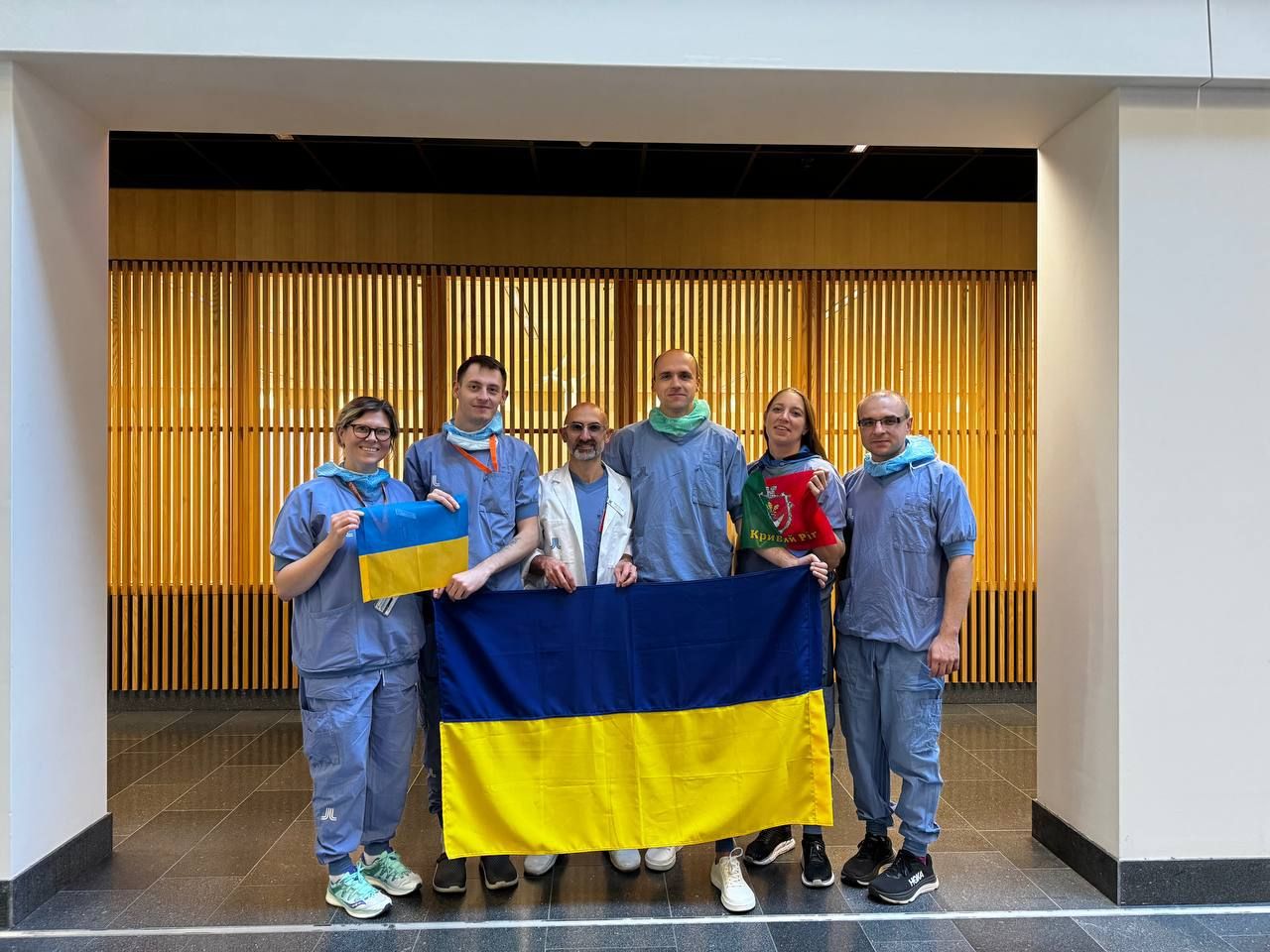 https://moz.gov.ua/img/0c52bb09-5f6b-4ddd-9780-14225d34d500/26ef0b38-b4bf-4fd9-94f5-bfd5019662c3.jpg?fm=jpg&q=80&fit=max&crop=1280%2C960%2C0%2C0