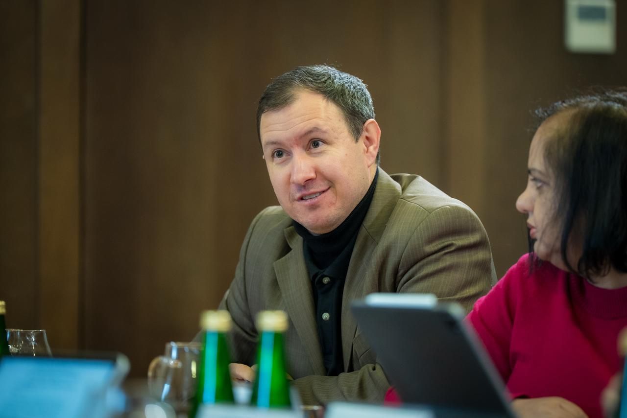 https://moz.gov.ua/img/1677d771-740b-4ae8-8e9b-1e8ee77606c3/1000110281.jpg?fm=jpg&q=80&fit=max&crop=1280%2C854%2C0%2C0