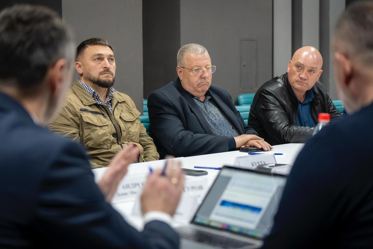 https://moz.gov.ua/img/18754d09-cbdf-41e4-8d53-d0ac0d4cd847/whatsapp-image-2025-05-14-at-181829-1.jpeg?fm=jpg&q=80&fit=max&crop=1280%2C855%2C0%2C0