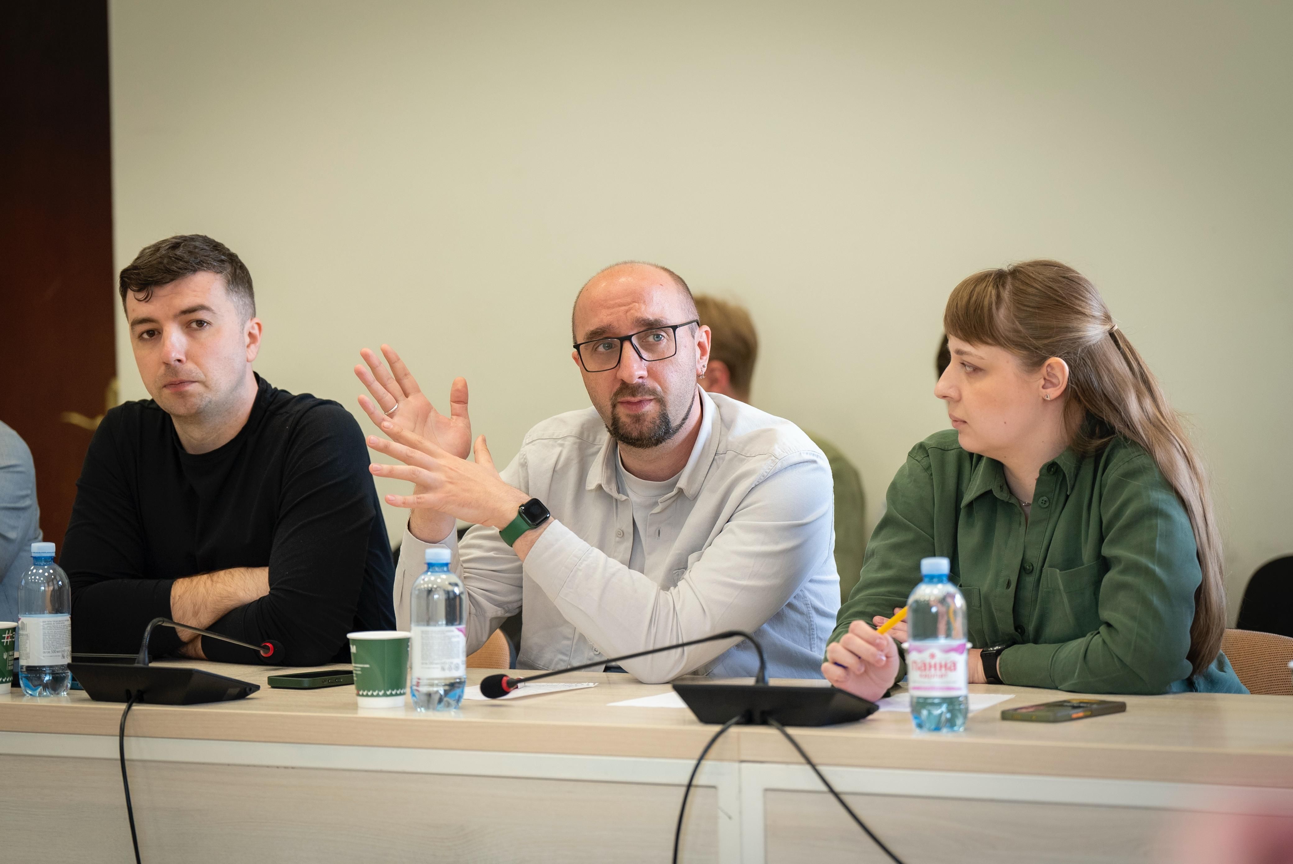 https://moz.gov.ua/img/2f825bd8-81e1-4111-8171-e71e99a458b9/whatsapp-image-2025-05-10-at-151229.jpeg?fm=jpg&q=80&fit=max&crop=4160%2C2779%2C0%2C0