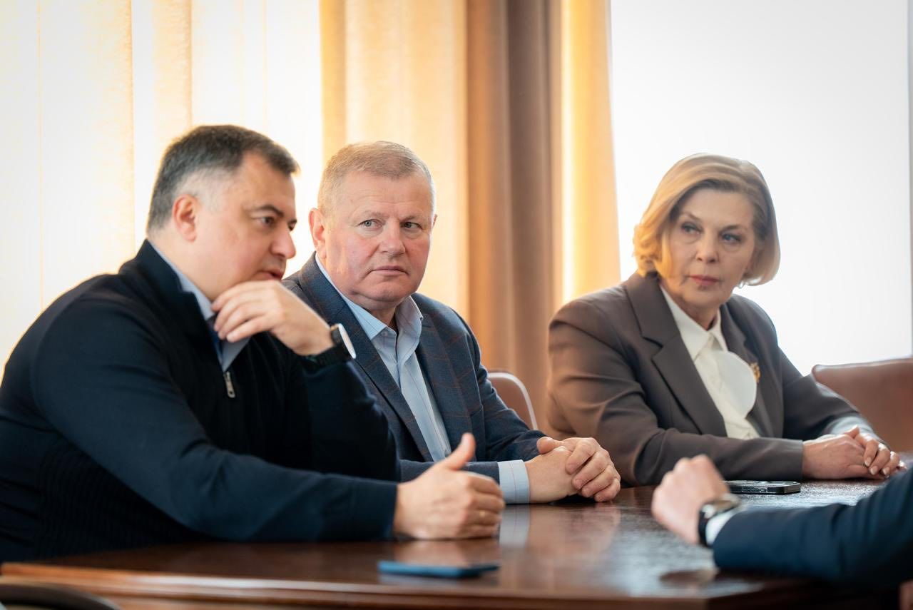 https://moz.gov.ua/img/310a9999-6806-4d22-aa50-5db9e545680e/653713358-4003620056436755-4059799322771172488-n.jpg?fm=jpg&q=80&fit=max&crop=1280%2C855%2C0%2C0