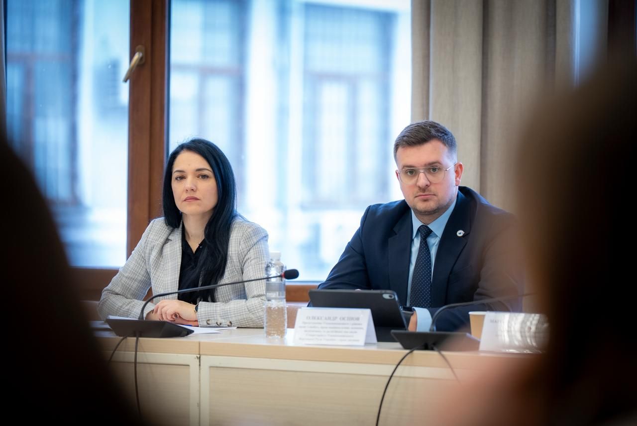 https://moz.gov.ua/img/38a70193-81e3-452d-bba1-9fac99164e72/03.jpeg?fm=jpg&q=80&fit=max&crop=1280%2C855%2C0%2C0