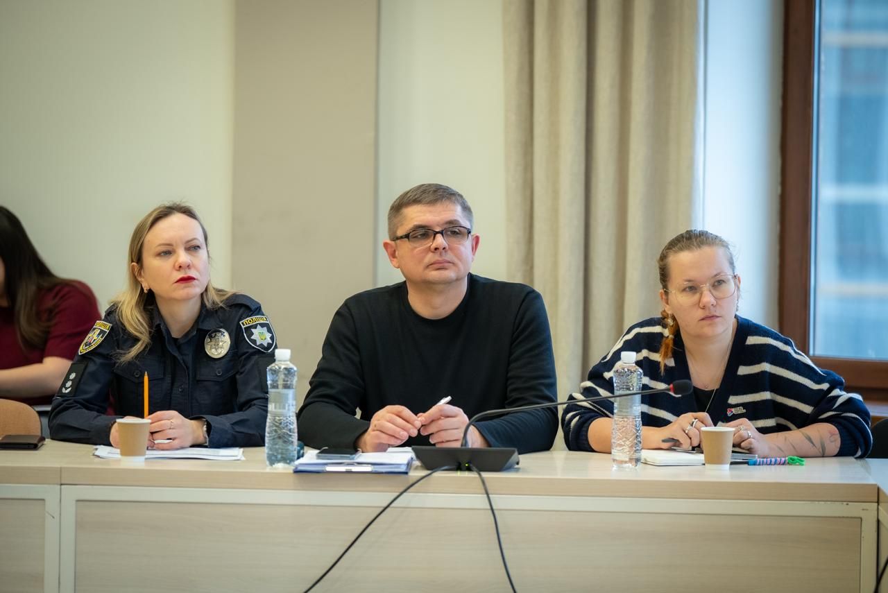 https://moz.gov.ua/img/38a70193-81e3-452d-bba1-9fac99164e72/04.jpeg?fm=jpg&q=80&fit=max&crop=1280%2C855%2C0%2C0