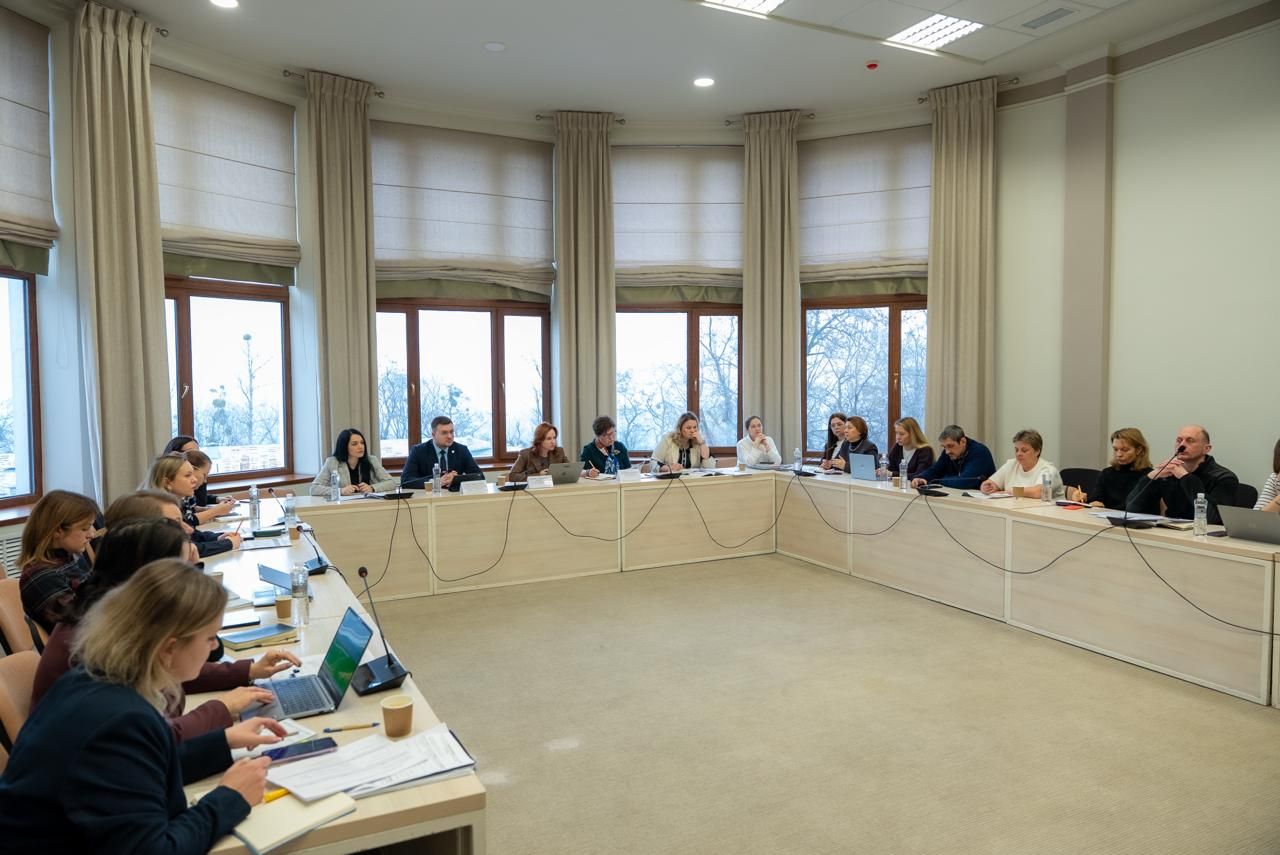 https://moz.gov.ua/img/38a70193-81e3-452d-bba1-9fac99164e72/05.jpeg?fm=jpg&q=80&fit=max&crop=1280%2C855%2C0%2C0