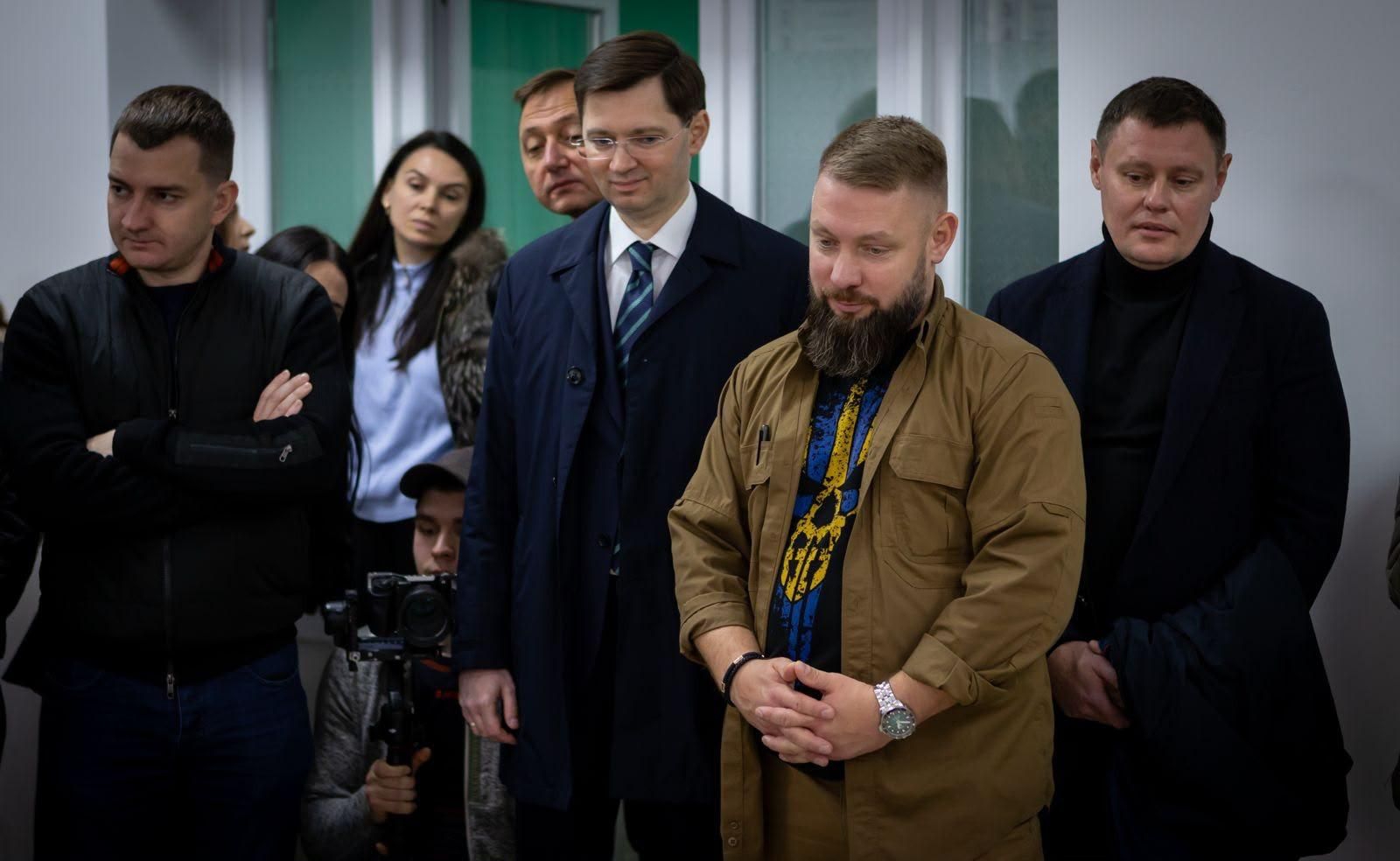 https://moz.gov.ua/img/3ad0e4e9-99dc-41f6-8a11-82f47f556f69/1000188440.jpg?fm=jpg&q=80&fit=max&crop=1600%2C984%2C0%2C0