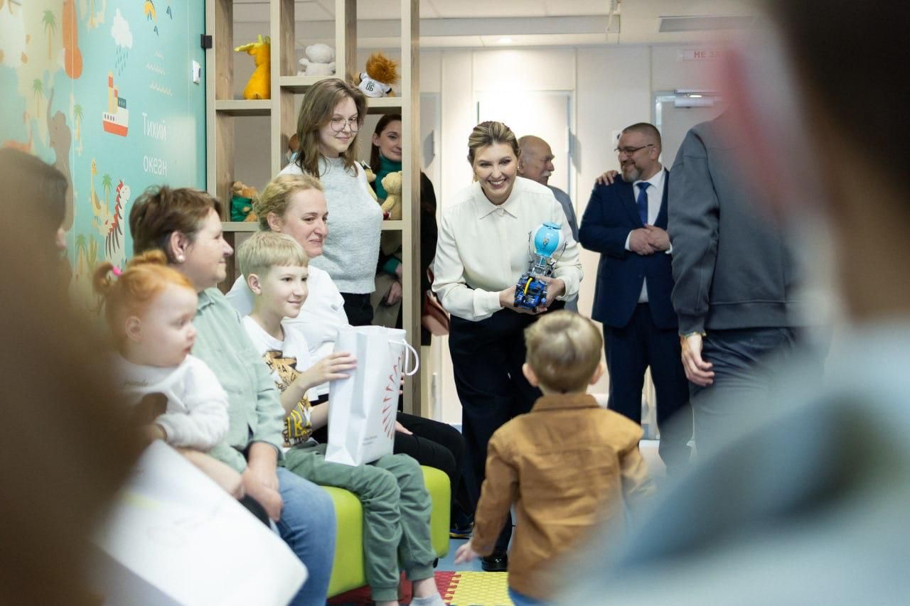 https://moz.gov.ua/img/3df1481a-39c6-4941-933a-2ac8bf2290cf/whatsapp-image-2025-10-17-at-184359-1.jpeg?fm=jpg&q=80&fit=max&crop=1280%2C853%2C0%2C0