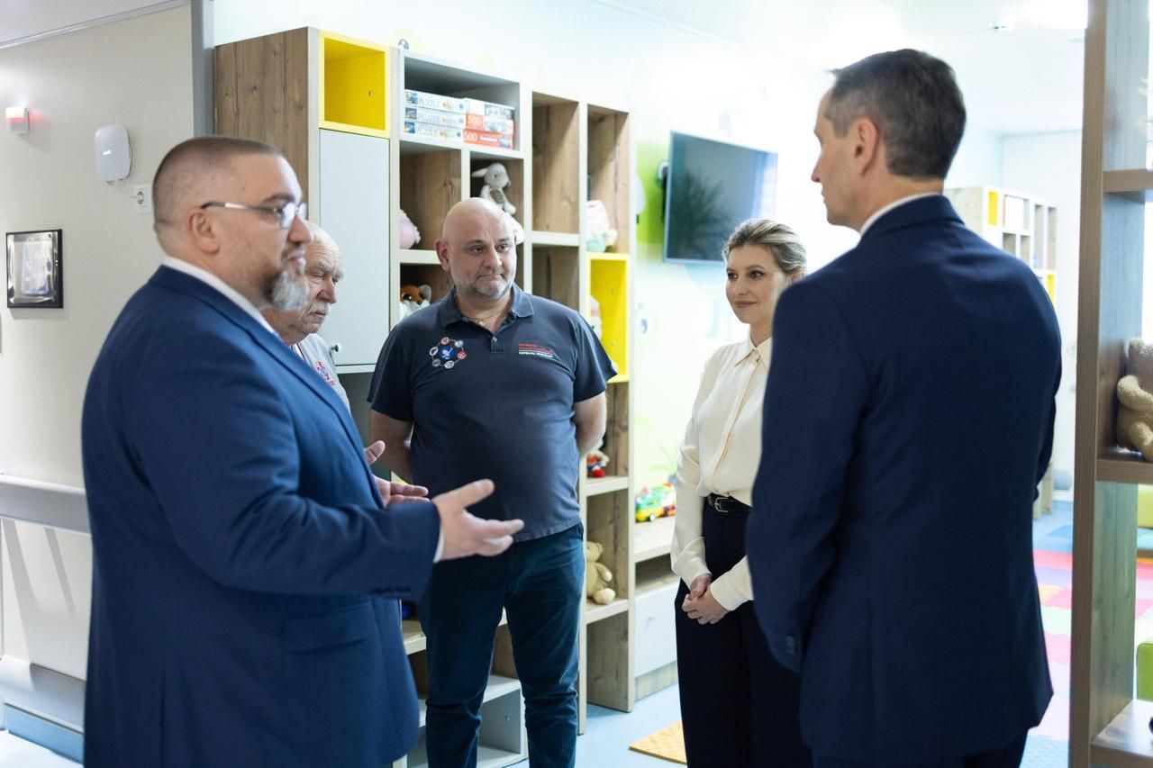 https://moz.gov.ua/img/3df1481a-39c6-4941-933a-2ac8bf2290cf/whatsapp-image-2025-10-17-at-184359.jpeg?fm=jpg&q=80&fit=max&crop=1280%2C853%2C0%2C0