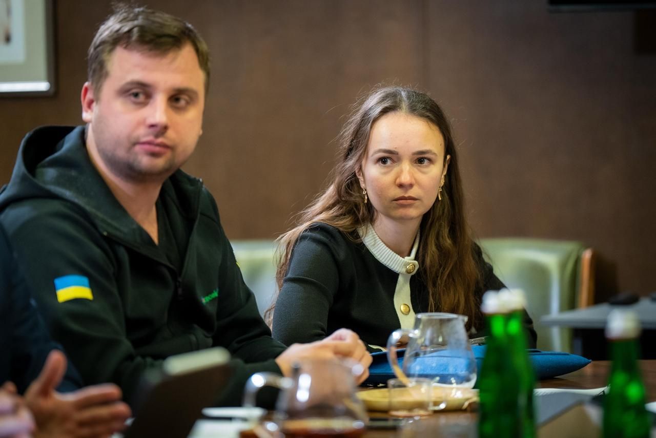https://moz.gov.ua/img/431fcfa7-5283-4ee7-a99e-a21e418b7ba1/-whatsapp-2025-02-18-170434-9ad13e47.jpg?fm=jpg&q=80&fit=max&crop=1280%2C855%2C0%2C0