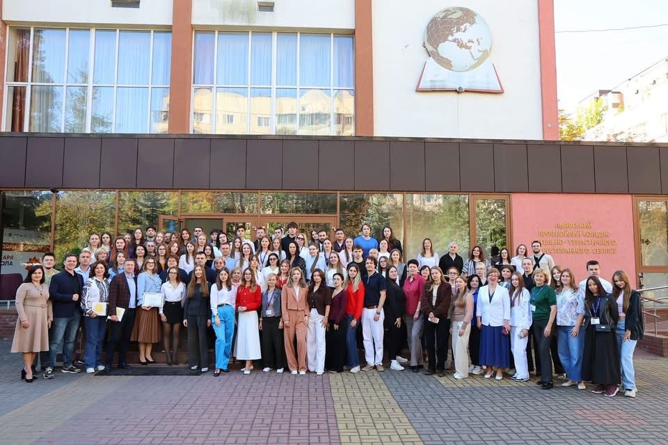 https://moz.gov.ua/img/444d3f28-d070-40ce-b61e-63e0389239c7/whatsapp-image-2026-10-07-at-091256.jpeg?fm=jpg&q=80&fit=max&crop=960%2C640%2C0%2C0