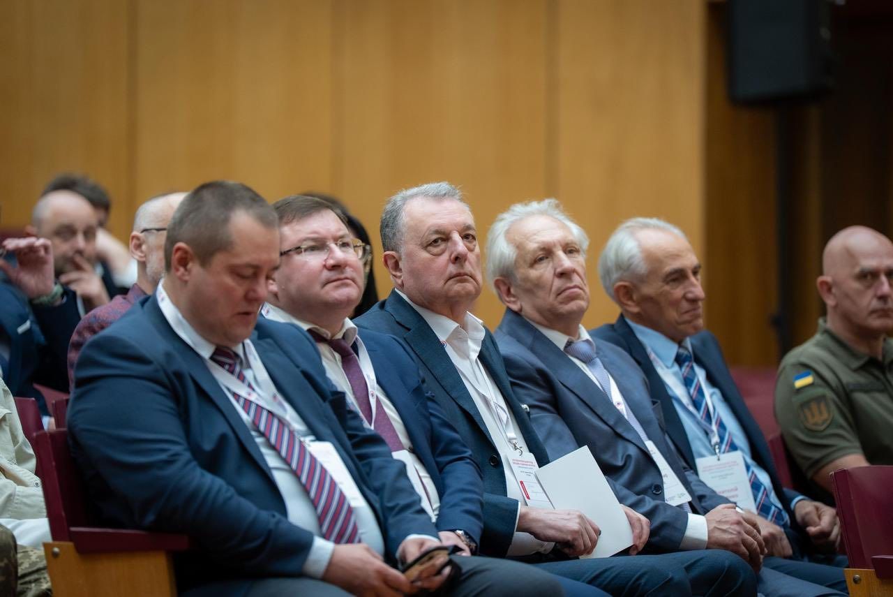 https://moz.gov.ua/img/45a67be9-062d-49c3-9e3d-25d3a0247163/708833546-4094414977357262-237249526488316823-n.jpg?fm=jpg&q=80&fit=max&crop=1280%2C855%2C0%2C0