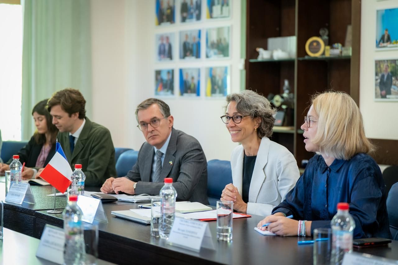 https://moz.gov.ua/img/4ce275d7-b240-4fe3-8ccc-6fd0e981b0fb/whatsapp-image-2026-09-11-at-141150.jpeg?fm=jpg&q=80&fit=max&crop=1280%2C855%2C0%2C0