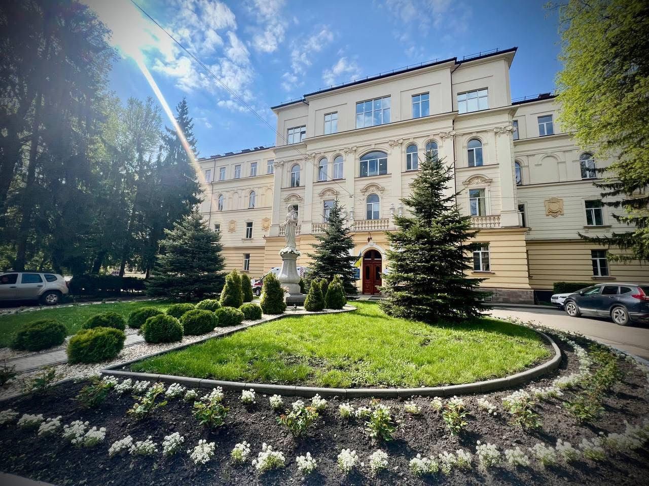 https://moz.gov.ua/img/4d04a3ea-0523-4796-8922-07cdf5b6f044/img-3216.jpg?fm=jpg&q=80&fit=max&crop=1280%2C960%2C0%2C0