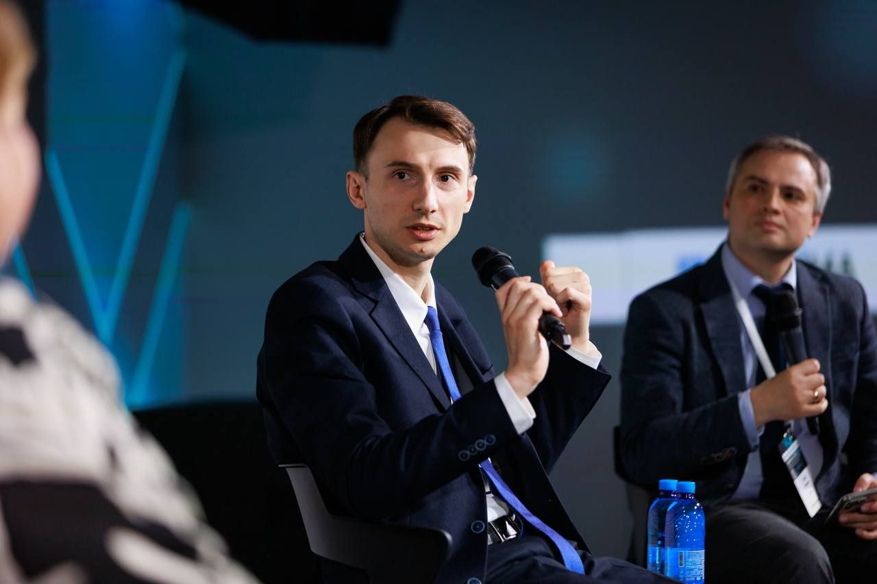 https://moz.gov.ua/img/51cf9160-3e2c-4cee-a825-7ff3e801abec/photo-2026-05-13-18-36-53.jpg?fm=jpg&q=80&fit=max&crop=1280%2C853%2C0%2C0