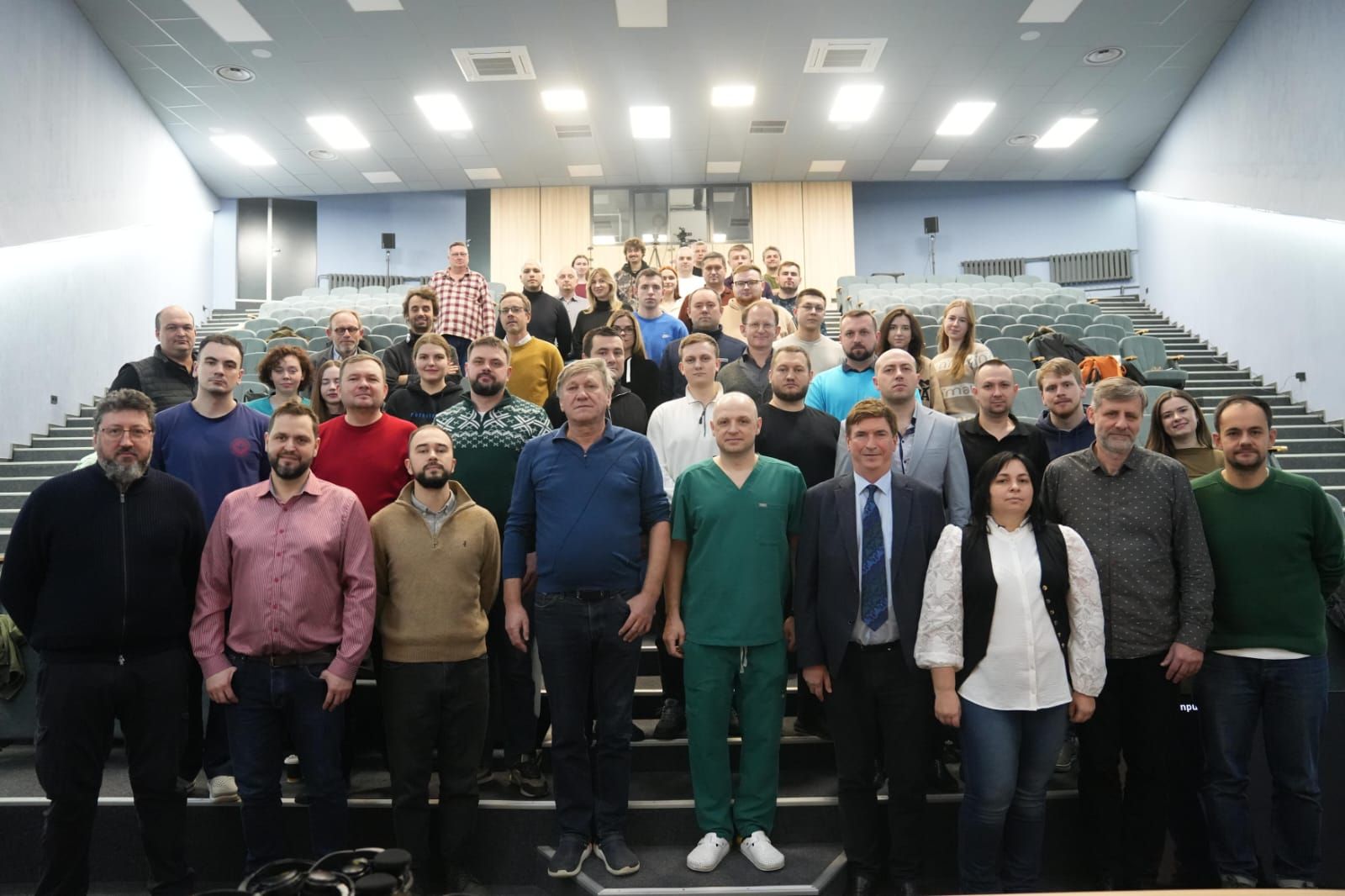 https://moz.gov.ua/img/534e7f77-e976-41a6-9948-928b867ef184/whatsapp-image-2025-12-03-at-143336.jpeg?fm=jpg&q=80&fit=max&crop=1600%2C1066%2C0%2C0