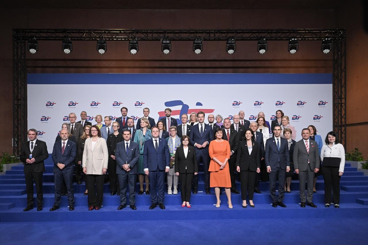 https://moz.gov.ua/img/53f542fa-23f2-4551-a2c8-20e1246aedcd/-whatsapp-2025-03-25-154556-72d82637.jpg?fm=jpg&q=80&fit=max&crop=1280%2C853%2C0%2C0