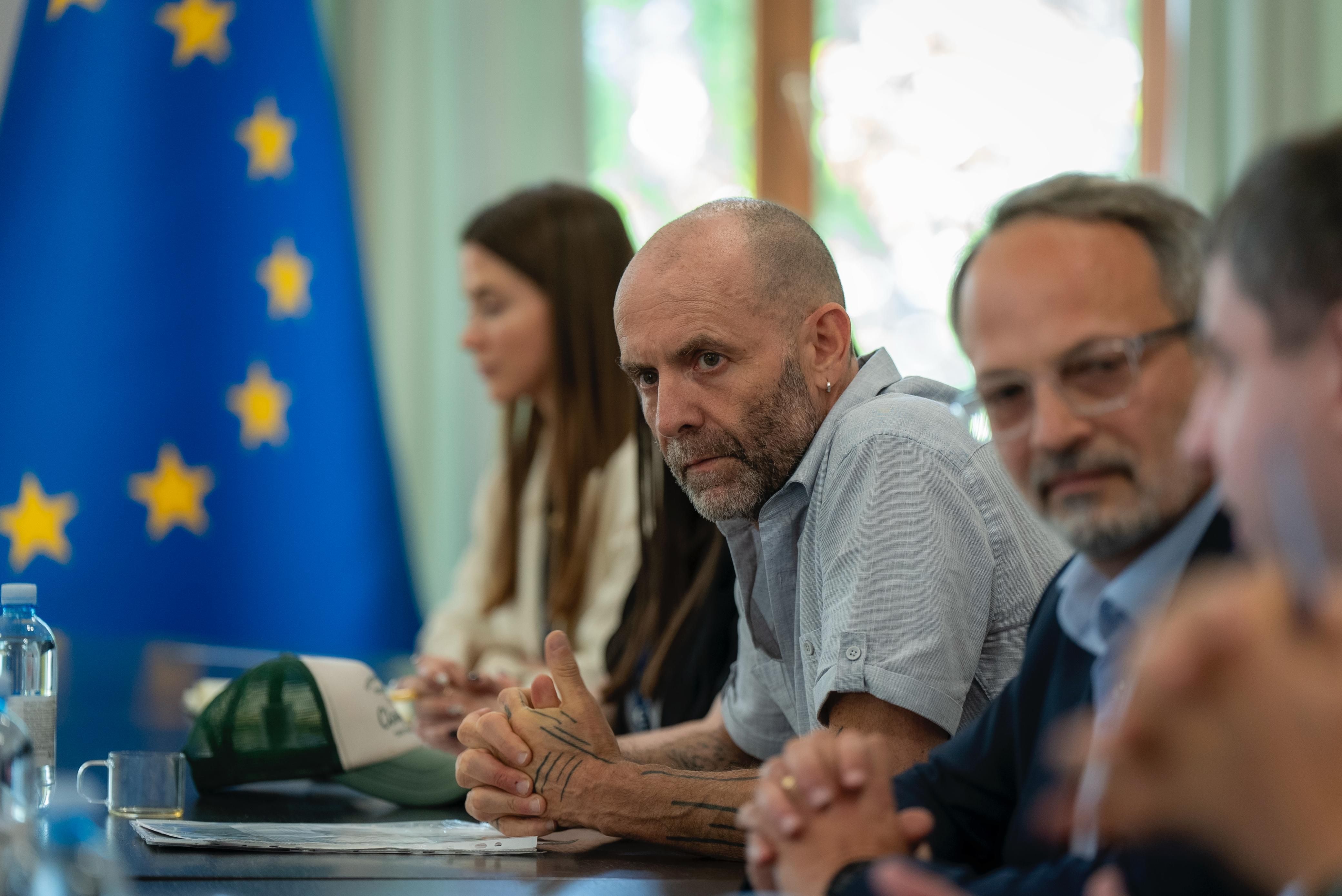 https://moz.gov.ua/img/57d5a153-a138-4e32-a657-a2ddeb5a803f/whatsapp-image-2025-06-16-at-185551.jpeg?fm=jpg&q=80&fit=max&crop=4160%2C2779%2C0%2C0