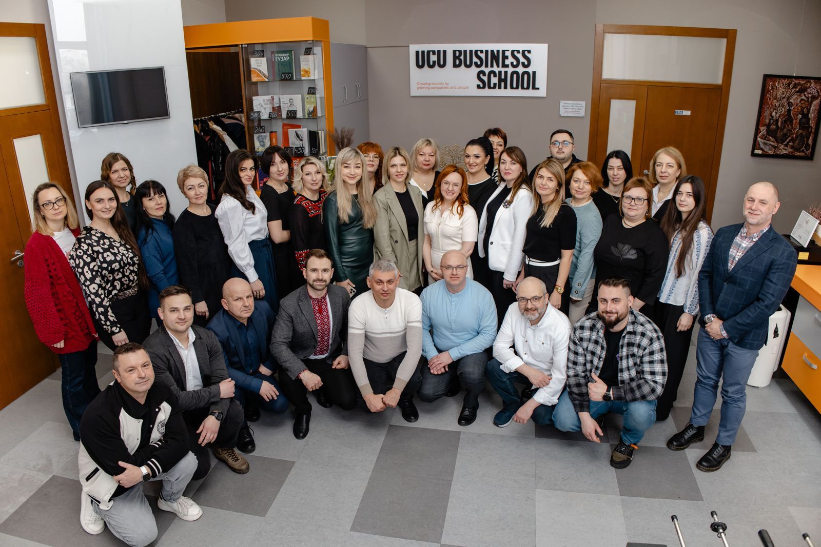 https://moz.gov.ua/img/5a678e73-ee09-4271-81af-c879503ce290/-whatsapp-2025-03-03-095659-3e23e877.jpg?fm=jpg&q=80&fit=max&crop=1600%2C1067%2C0%2C0