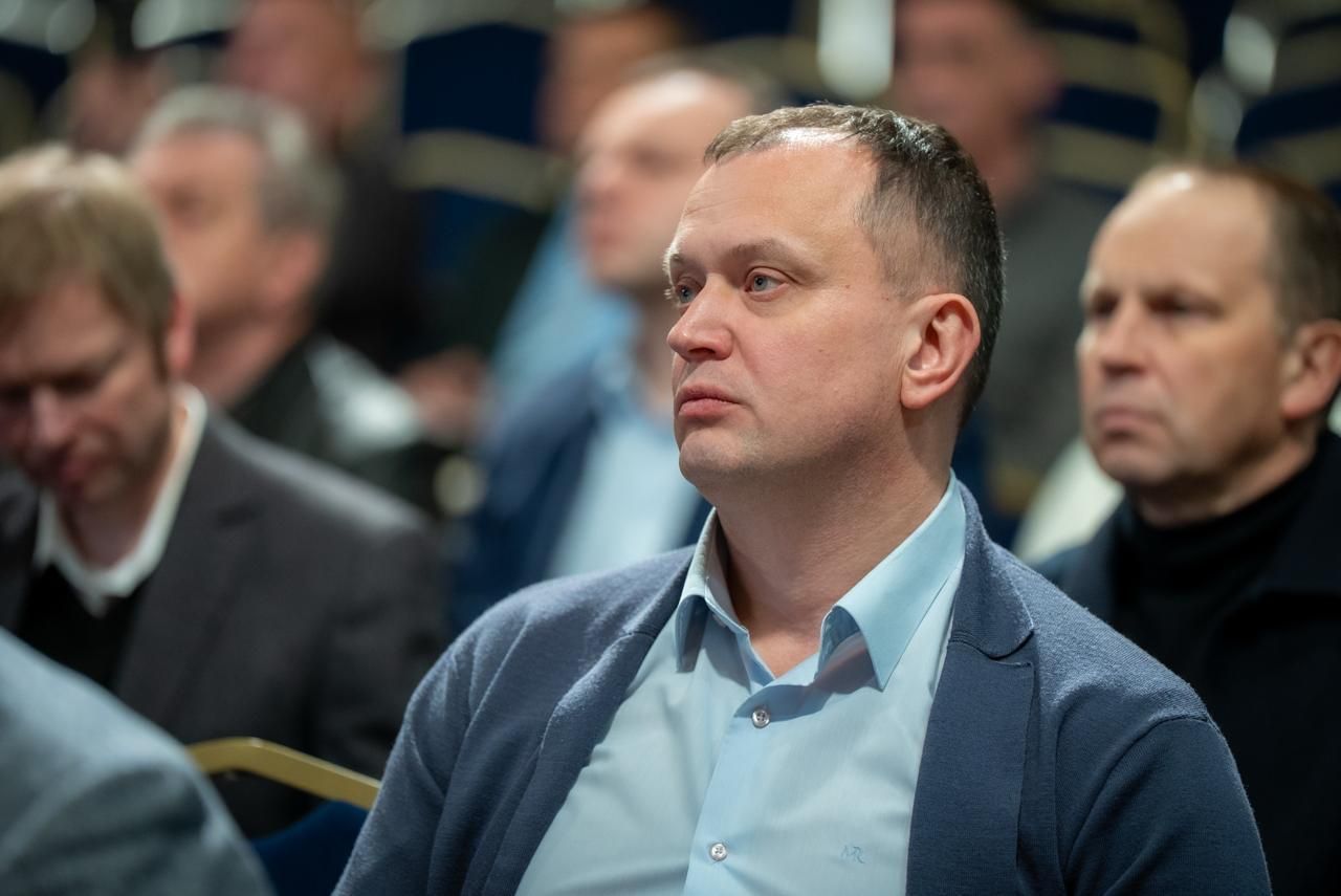 https://moz.gov.ua/img/67ac1b11-7228-4a56-8ad4-ad5948ee1945/1000126579.jpg?fm=jpg&q=80&fit=max&crop=1280%2C855%2C0%2C0
