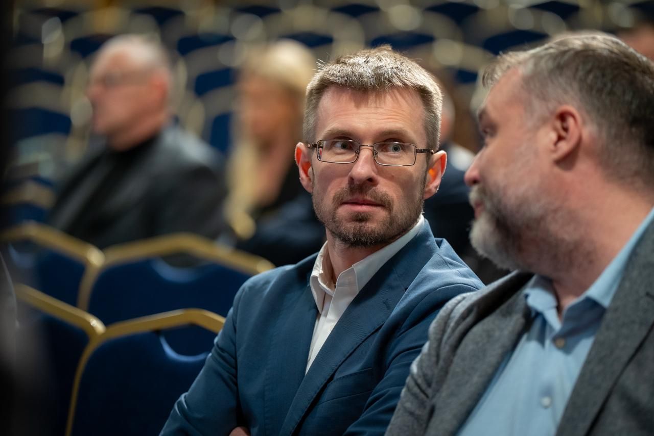 https://moz.gov.ua/img/67ac1b11-7228-4a56-8ad4-ad5948ee1945/1000126581.jpg?fm=jpg&q=80&fit=max&crop=1280%2C855%2C0%2C0