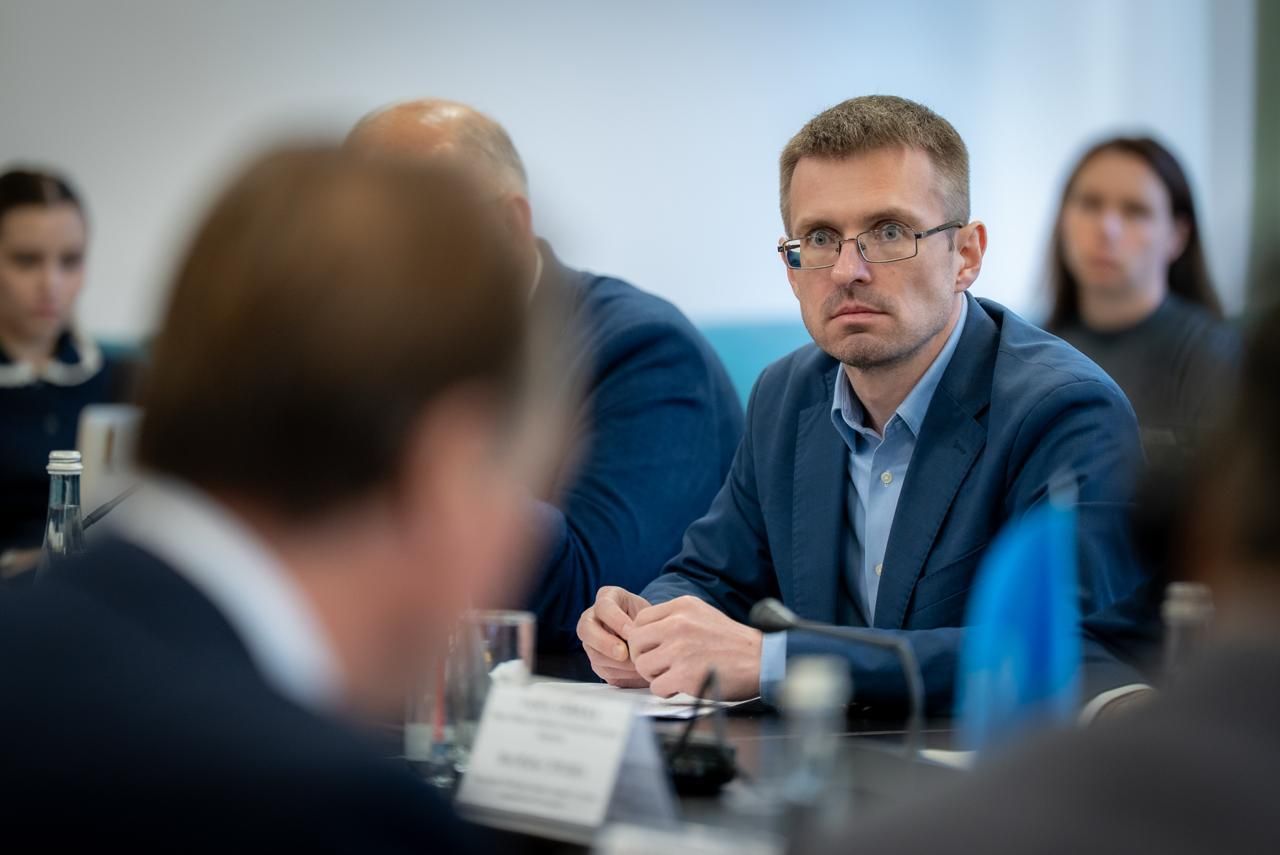 https://moz.gov.ua/img/7f647a7c-40bb-410f-b237-f940a3920025/1000185615.jpg?fm=jpg&q=80&fit=max&crop=1280%2C855%2C0%2C0