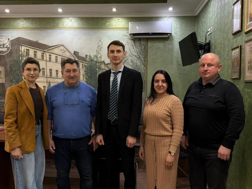 https://moz.gov.ua/img/810b5b9b-e2ae-48ba-91e8-531cfc4b9776/7.jpg?fm=jpg&q=80&fit=max&crop=960%2C720%2C0%2C0