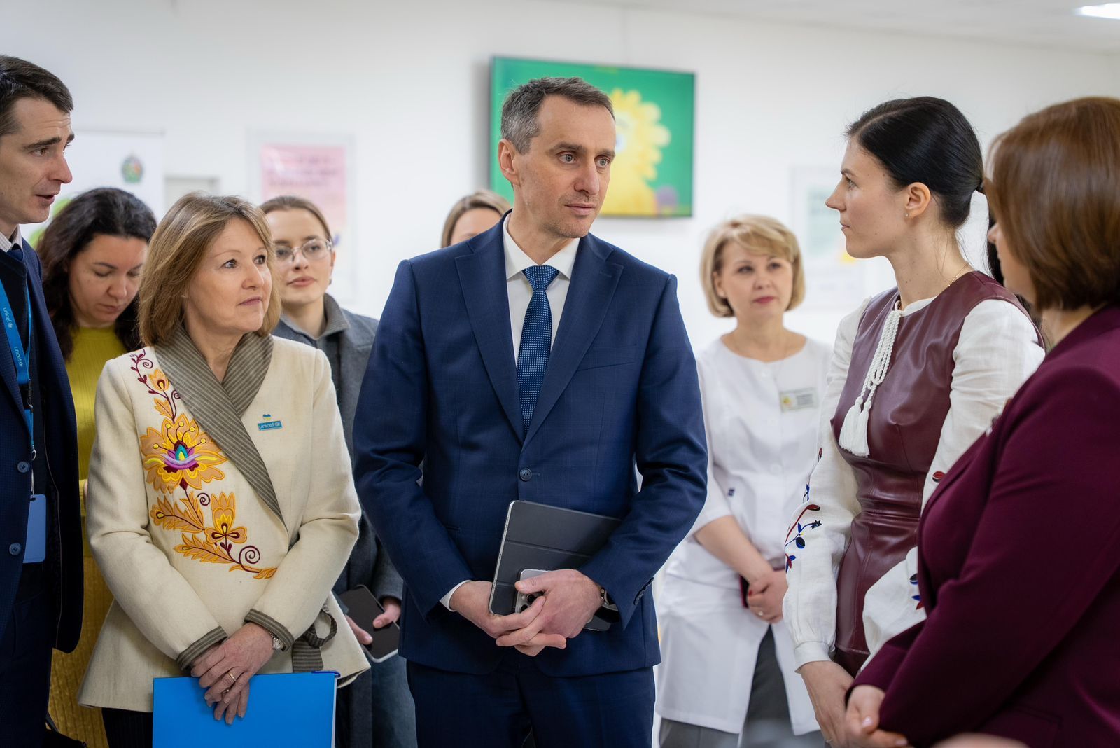 https://moz.gov.ua/img/8230c19e-a59e-4fbe-b4a8-236dfdf922c6/668423758-4029794760485951-4982975999595257362-n.jpg?fm=jpg&q=80&fit=max&crop=1600%2C1068%2C0%2C0