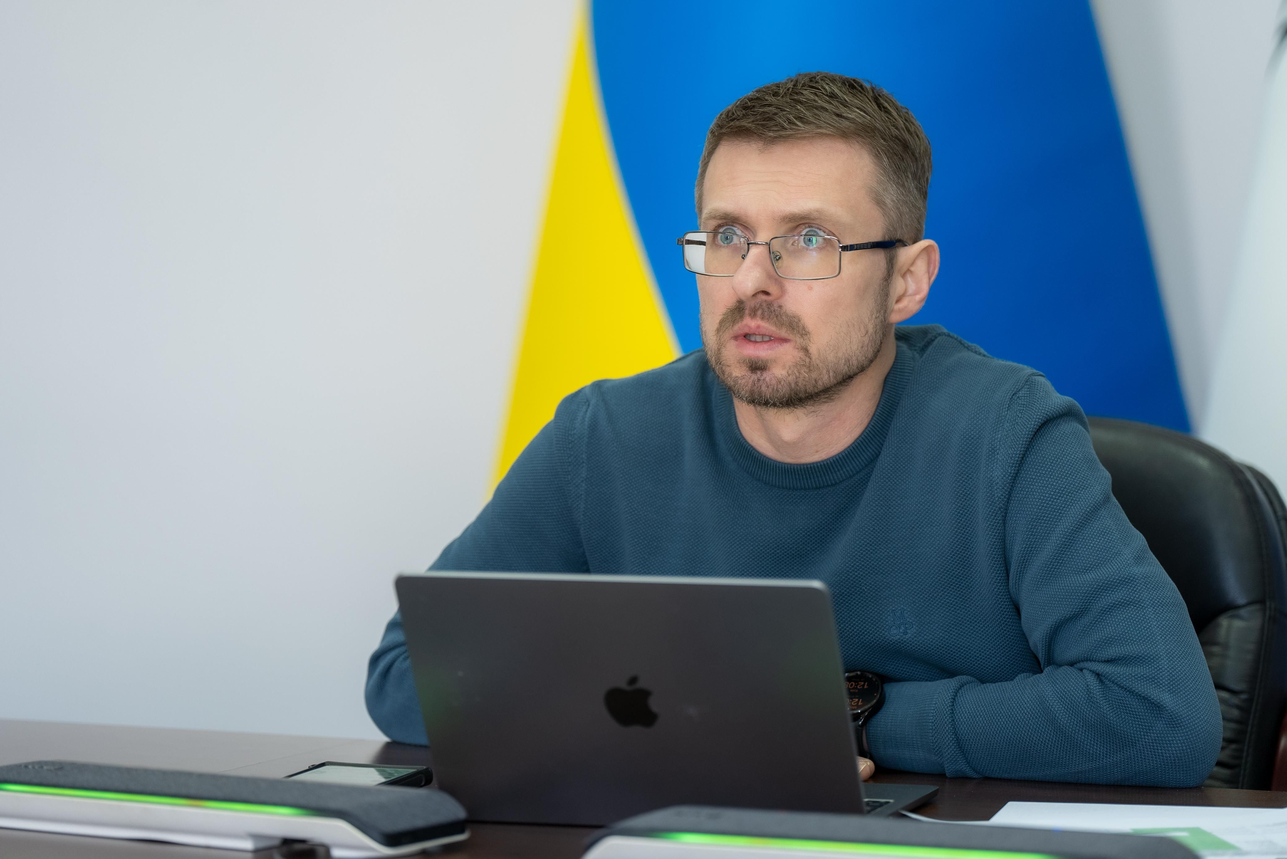 https://moz.gov.ua/img/8ea946d9-c0c2-4885-9b8e-a8ad8de0fd50/bb45aa97-85be-4ac5-bbdb-c45867e27702.jpg?fm=jpg&q=80&fit=max&crop=4160%2C2779%2C0%2C0