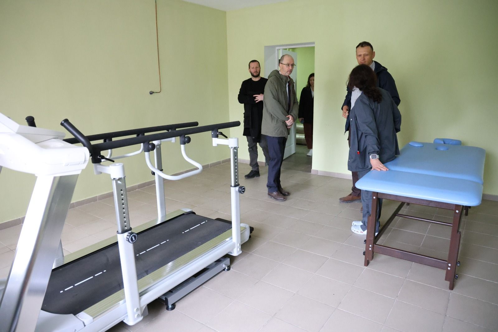 https://moz.gov.ua/img/90ea1dd9-eb47-499d-adfc-8fd99506ca48/whatsapp-image-2025-06-04-at-142405-5.jpeg?fm=jpg&q=80&fit=max&crop=1600%2C1066%2C0%2C0
