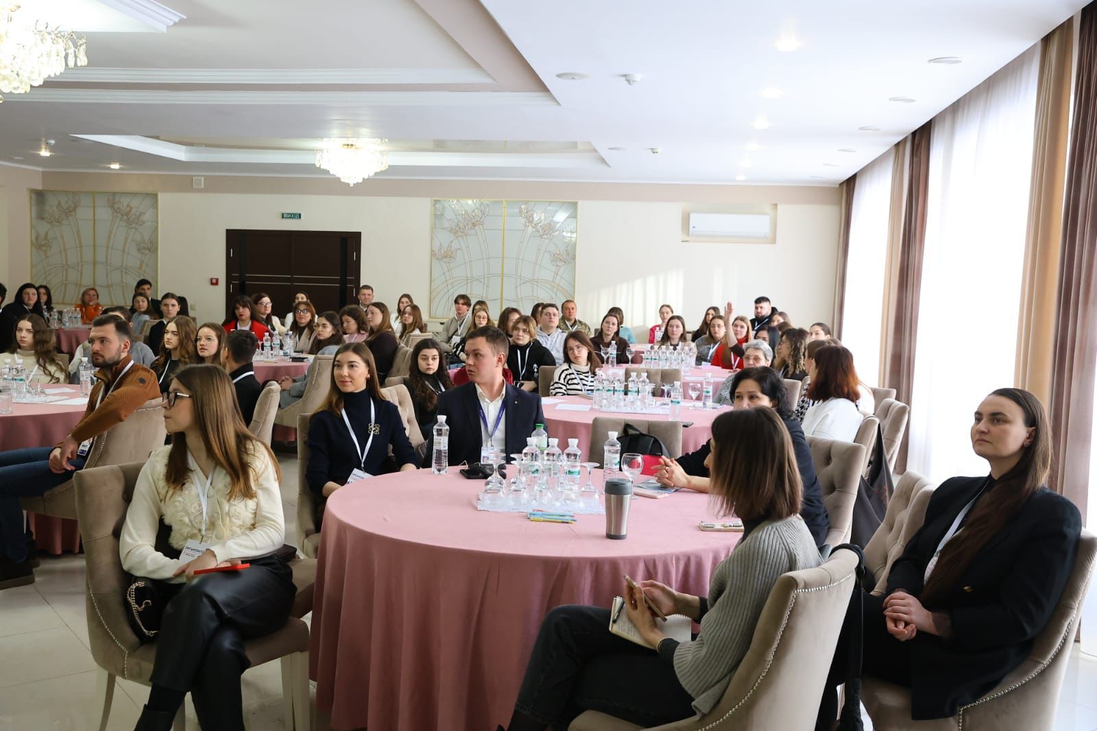 https://moz.gov.ua/img/9433ac77-4a09-471a-85a0-570d83469f88/1000108911.jpg?fm=jpg&q=80&fit=max&crop=1600%2C1066%2C0%2C0