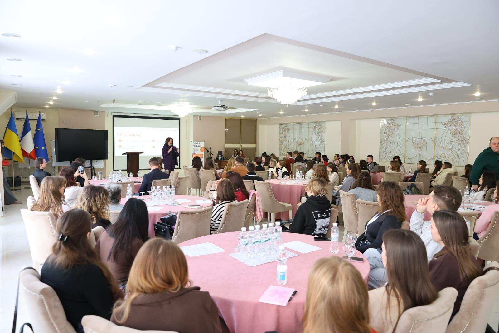 https://moz.gov.ua/img/9433ac77-4a09-471a-85a0-570d83469f88/1000108915.jpg?fm=jpg&q=80&fit=max&crop=1600%2C1066%2C0%2C0