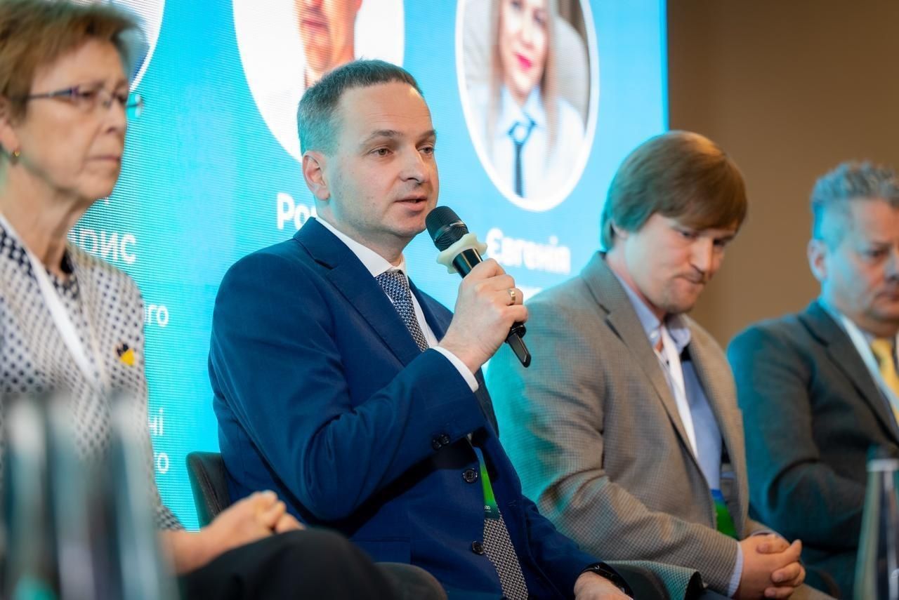 https://moz.gov.ua/img/9df45ddc-9d2e-4a5c-b150-e8fcf37b1705/photo-2026-06-05-15-40-59.jpg?fm=jpg&q=80&fit=max&crop=1280%2C855%2C0%2C0