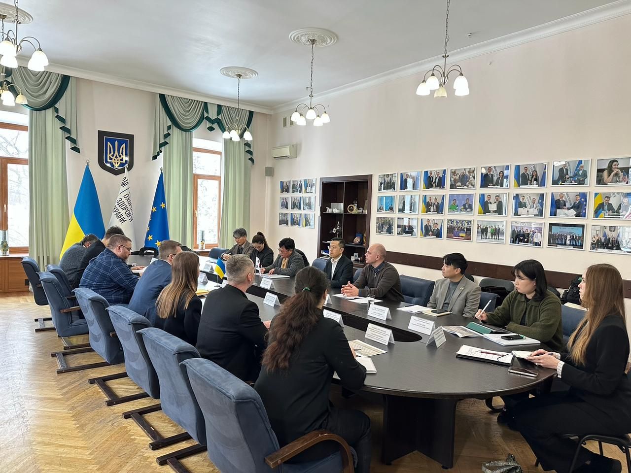 https://moz.gov.ua/img/a1cfd5e2-f119-48b2-8719-61d5e8bb766c/whatsapp-image-2026-02-23-at-095540.jpeg?fm=jpg&q=80&fit=max&crop=1280%2C960%2C0%2C0