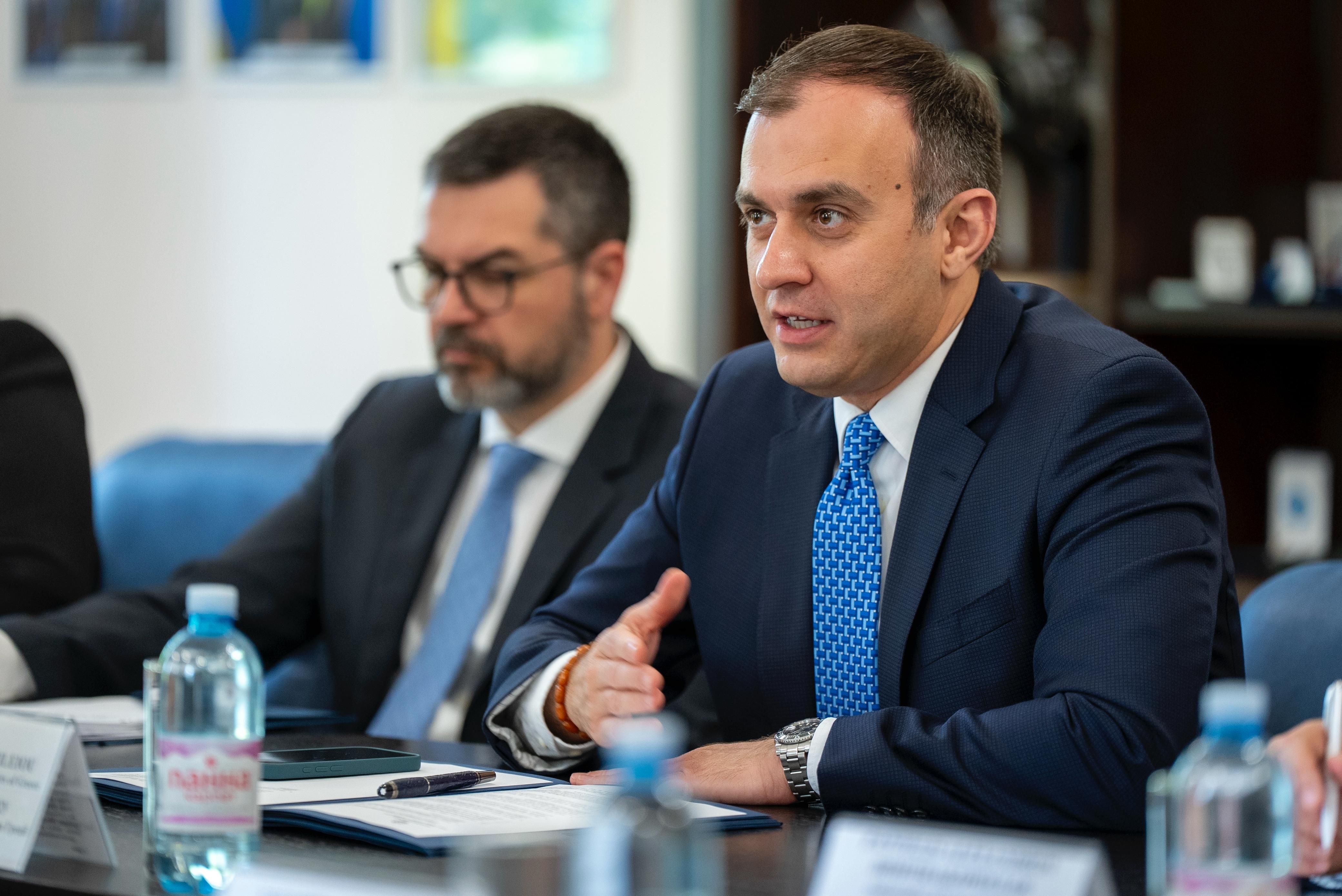 https://moz.gov.ua/img/b4300c6b-f760-4128-8e99-bf533cfb5ef5/whatsapp-image-2025-06-02-at-144932.jpeg?fm=jpg&q=80&fit=max&crop=4160%2C2779%2C0%2C0