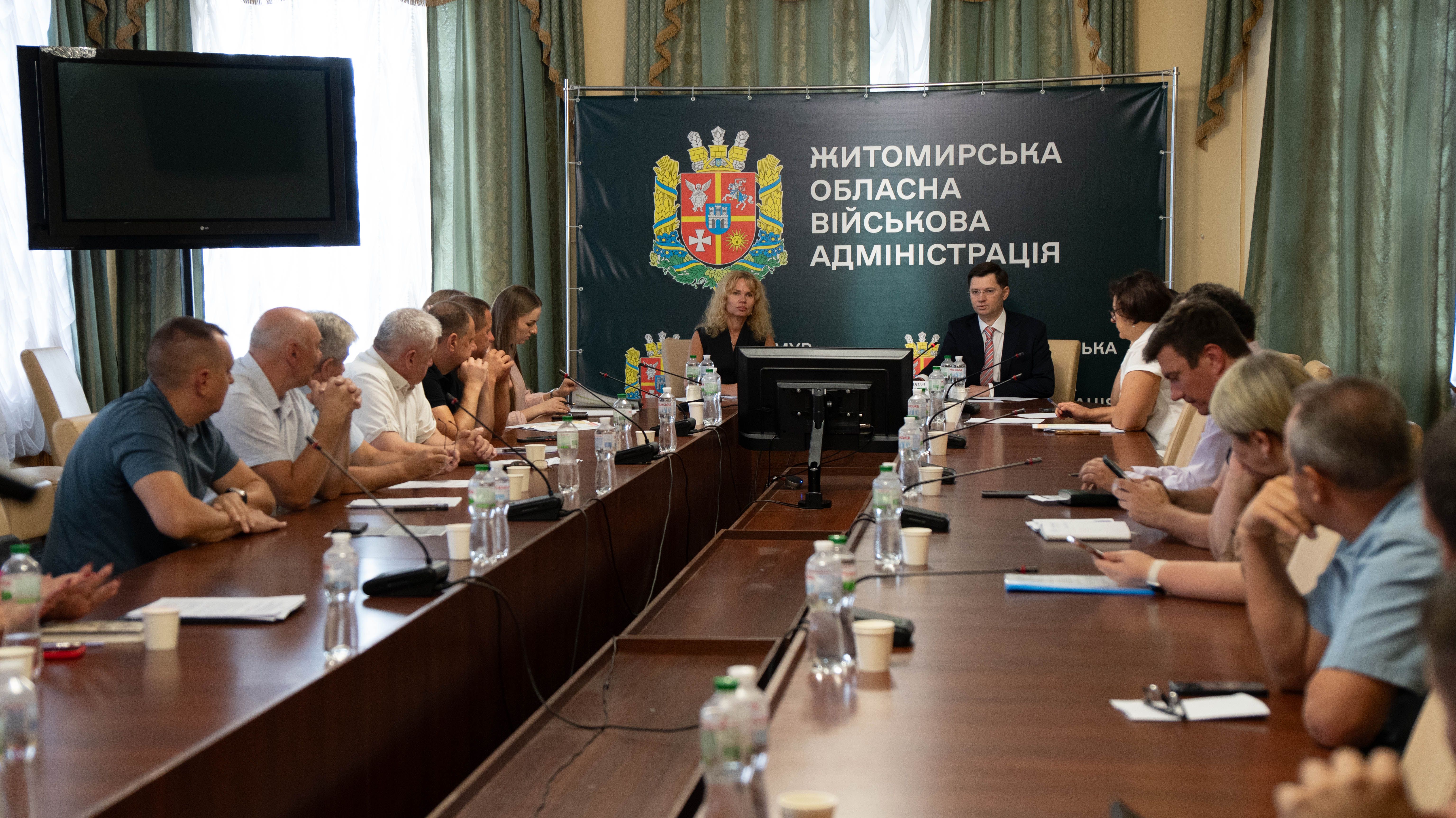 https://moz.gov.ua/img/b43de25f-42f1-49b1-a3fb-2538a5da4be7/dsc00857.jpg?fm=jpg&q=80&fit=max&crop=6143%2C3452%2C0%2C0