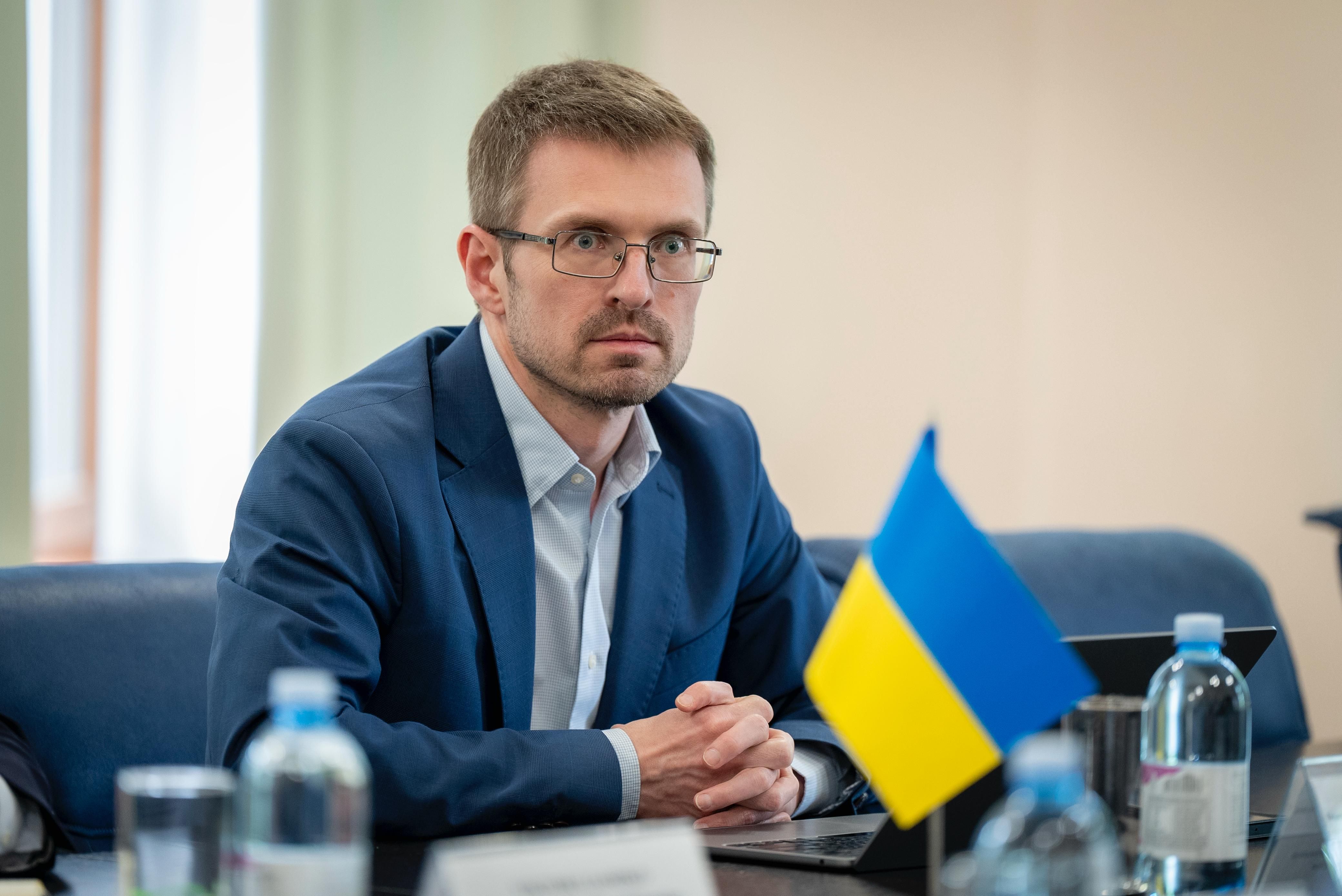 https://moz.gov.ua/img/bd5e2d82-dc92-489f-9f15-413eaf7ea46b/whatsapp-image-2025-06-11-at-163320-2.jpeg?fm=jpg&q=80&fit=max&crop=4160%2C2779%2C0%2C0