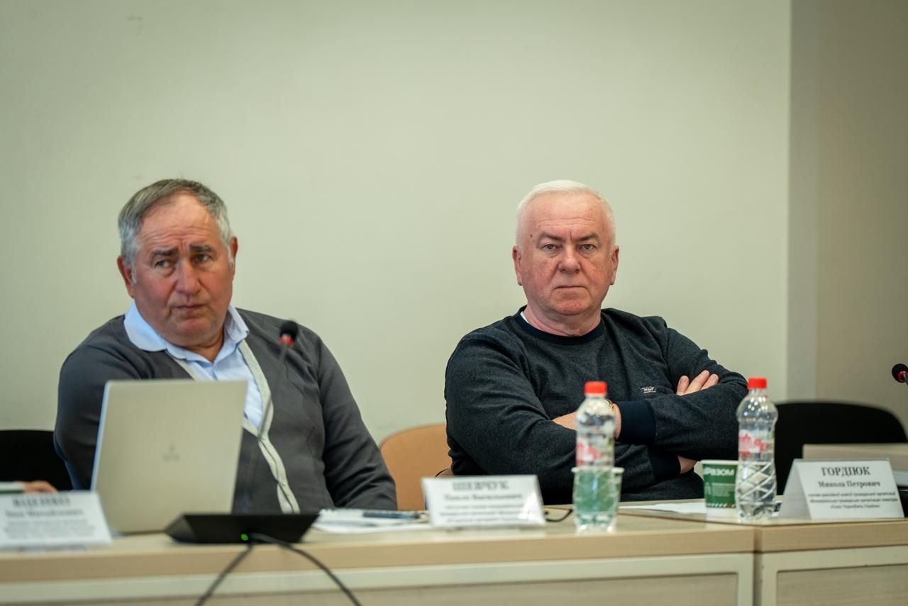 https://moz.gov.ua/img/c54cecbf-9f38-4327-b5eb-d827092489ed/whatsapp-image-2026-04-21-at-154907.jpeg?fm=jpg&q=80&fit=max&crop=1280%2C855%2C0%2C0