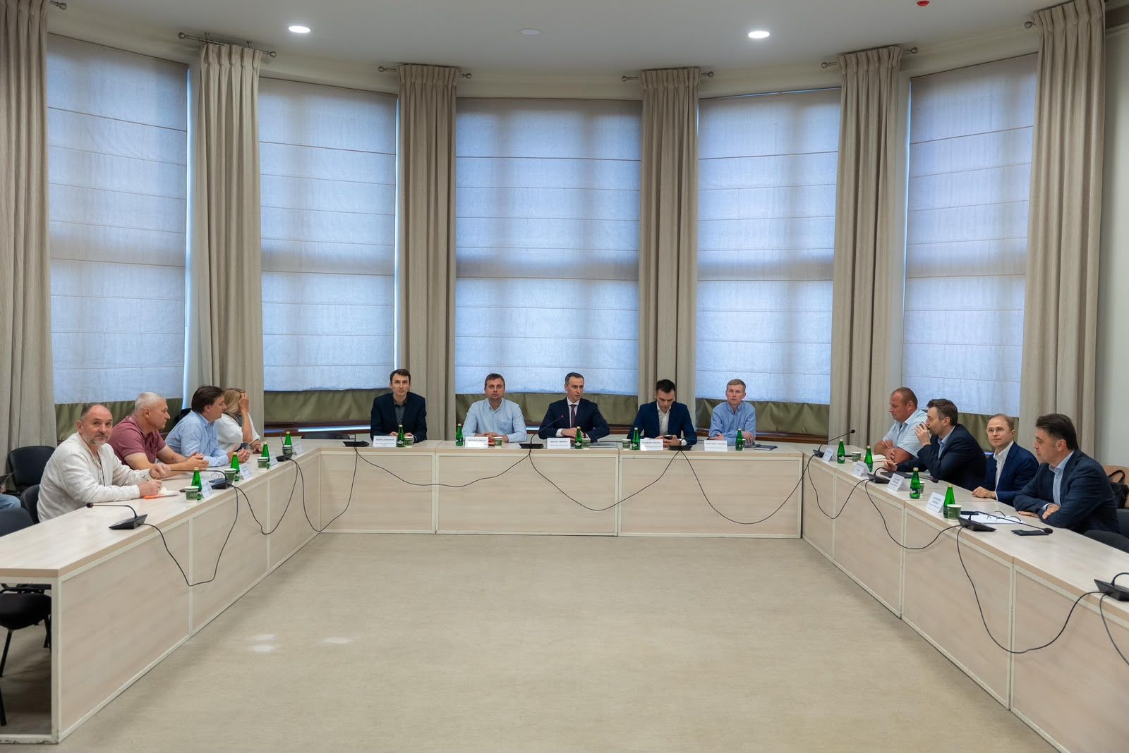 https://moz.gov.ua/img/c57c1f21-21cc-4eb7-964f-6f27eec0403f/whatsapp-image-2026-08-20-at-144003-2.jpeg?fm=jpg&q=80&fit=max&crop=1600%2C1068%2C0%2C0