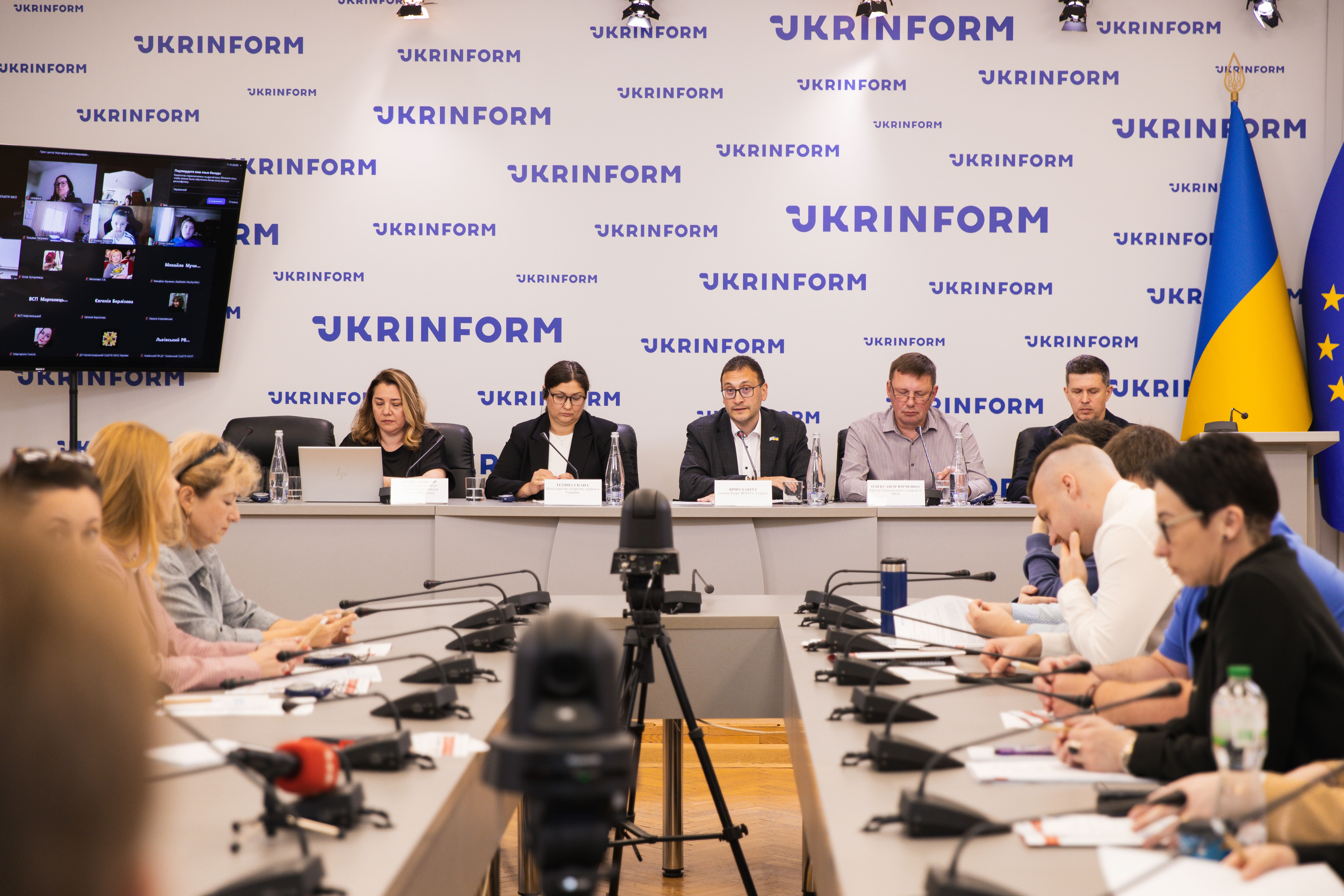 https://moz.gov.ua/img/c5fe1184-fe96-4fb7-8631-c117b99b57a8/1h8a2363.jpg?fm=jpg&q=80&fit=max&crop=6651%2C4434%2C0%2C0