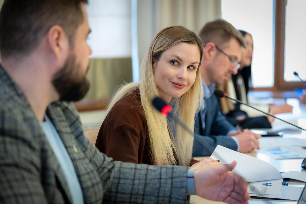 https://moz.gov.ua/img/c73f48b0-41e8-4265-ae9d-d9114d777911/whatsapp-image-2026-03-24-at-082800.jpeg?fm=jpg&q=80&fit=max&crop=1280%2C855%2C0%2C0
