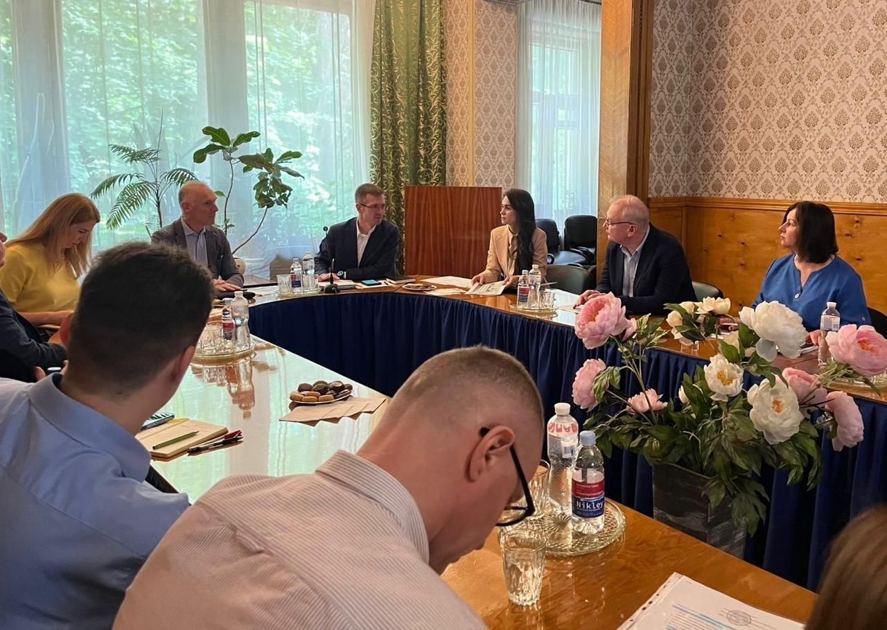 https://moz.gov.ua/img/d4abad31-07ec-4dba-8afd-aa24e0b88aa5/whatsapp-image-2026-05-27-at-092909-1.jpeg?fm=jpg&q=80&fit=max&crop=1280%2C909%2C0%2C0