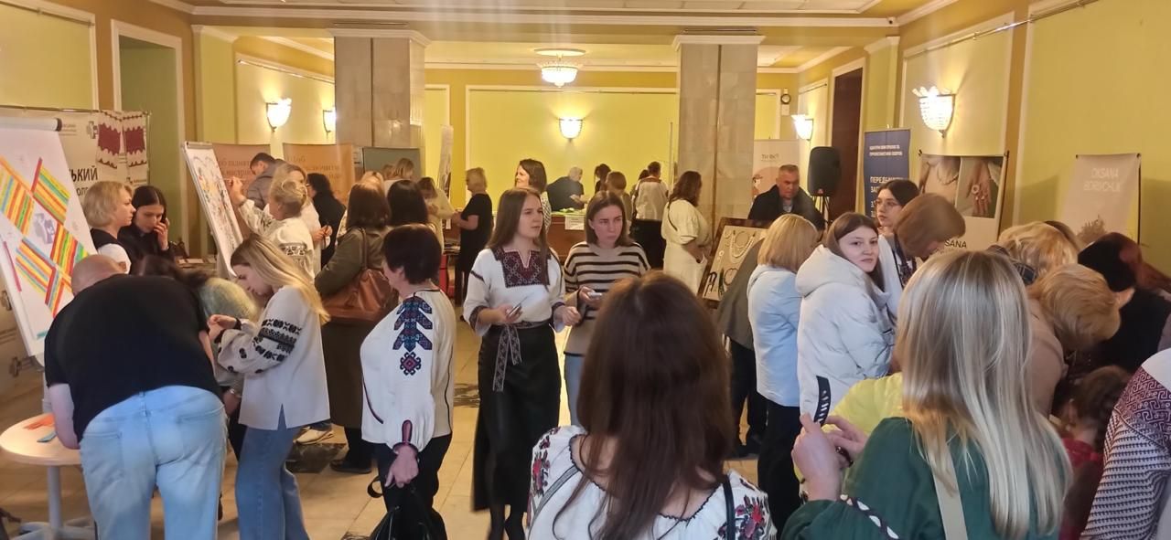 https://moz.gov.ua/img/db4a0d2f-c594-4317-af4e-fcf8b0be34c6/whatsapp-image-2025-05-19-at-115942-2.jpeg?fm=jpg&q=80&fit=max&crop=1280%2C591%2C0%2C0