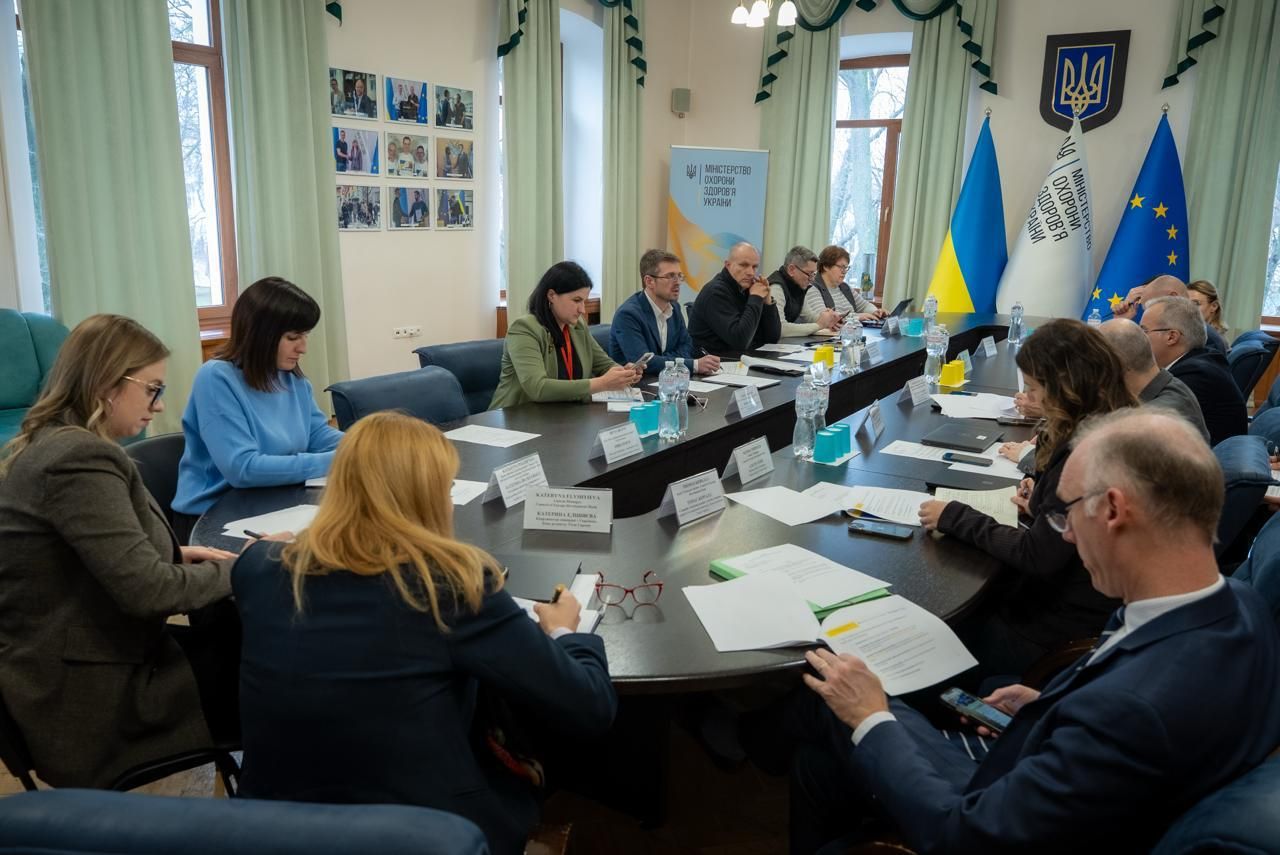https://moz.gov.ua/img/e44de9fb-b757-494c-b75a-5f6ff4ea44c3/-whatsapp-2025-12-08-113622-b580c14b.jpg?fm=jpg&q=80&fit=max&crop=1280%2C855%2C0%2C0