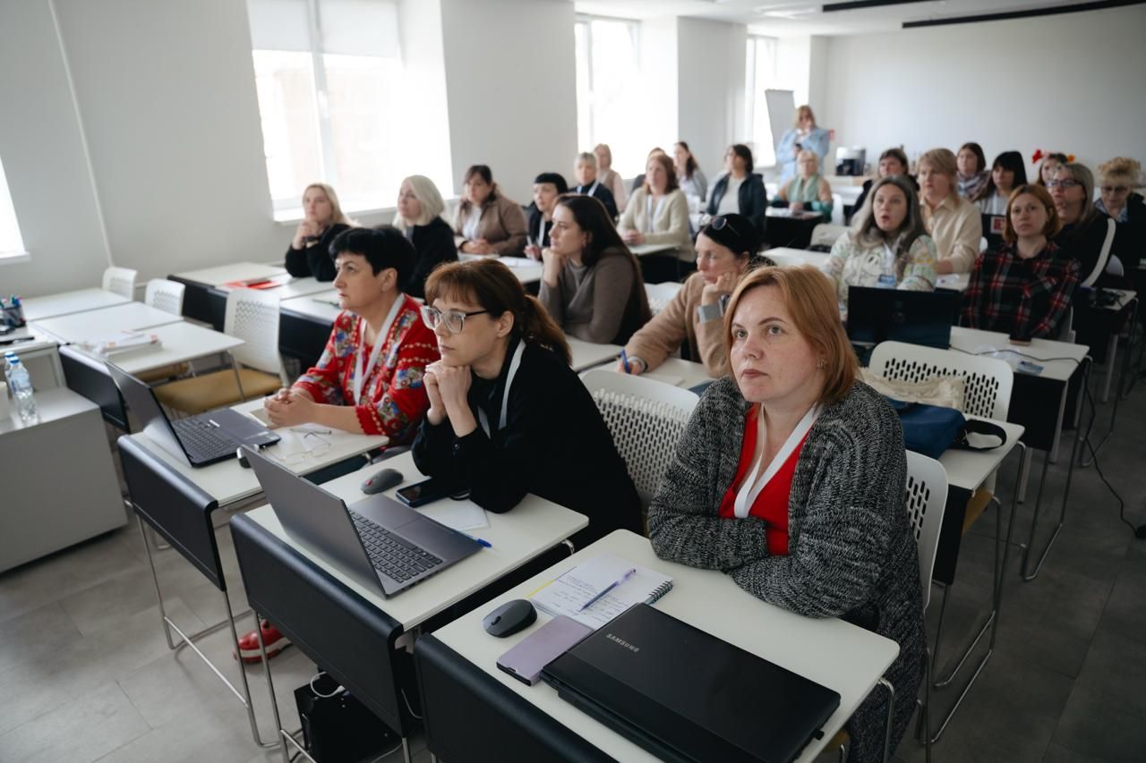https://moz.gov.ua/img/e454a6ce-7691-483d-9b03-717dcc124050/whatsapp-image-2026-05-05-at-103308.jpeg?fm=jpg&q=80&fit=max&crop=1280%2C853%2C0%2C0