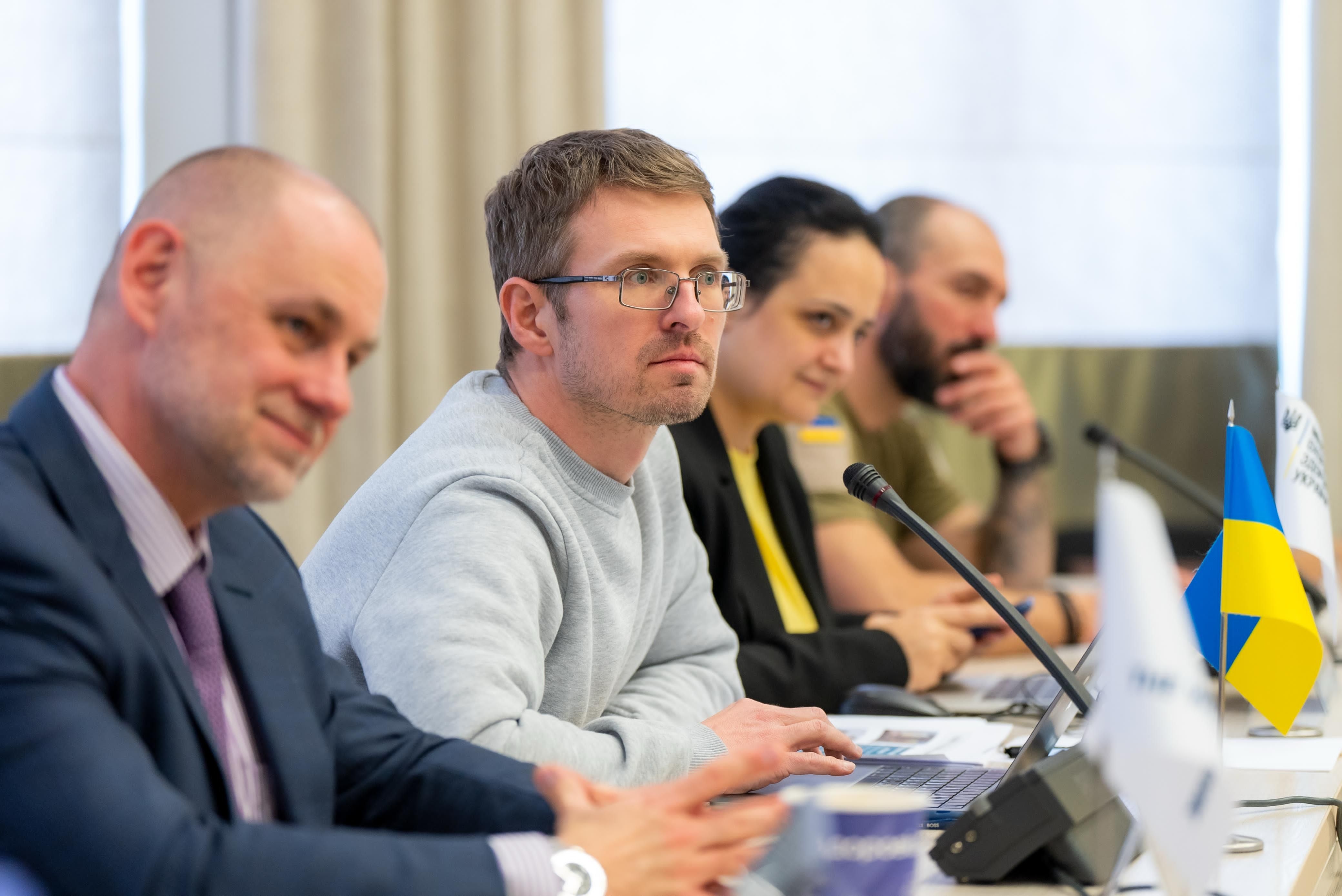 https://moz.gov.ua/img/e5945363-0811-4e49-b6e3-375d78f241ed/whatsapp-image-2025-03-24-at-115135.jpeg?fm=jpg&q=80&fit=max&crop=4160%2C2779%2C0%2C0