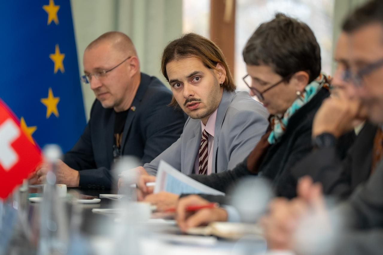 https://moz.gov.ua/img/e7d2b49a-57cf-48c5-80ec-08c3f4e98235/6.jpg?fm=jpg&q=80&fit=max&crop=1280%2C855%2C0%2C0