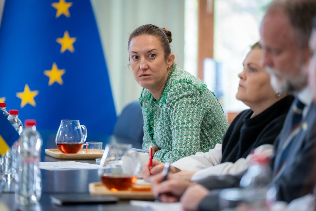 https://moz.gov.ua/img/f609d5e5-17d1-42c2-9a57-ce98e6c13dfd/whatsapp-image-2026-09-24-at-103837-2.jpeg?fm=jpg&q=80&fit=max&crop=1280%2C855%2C0%2C0
