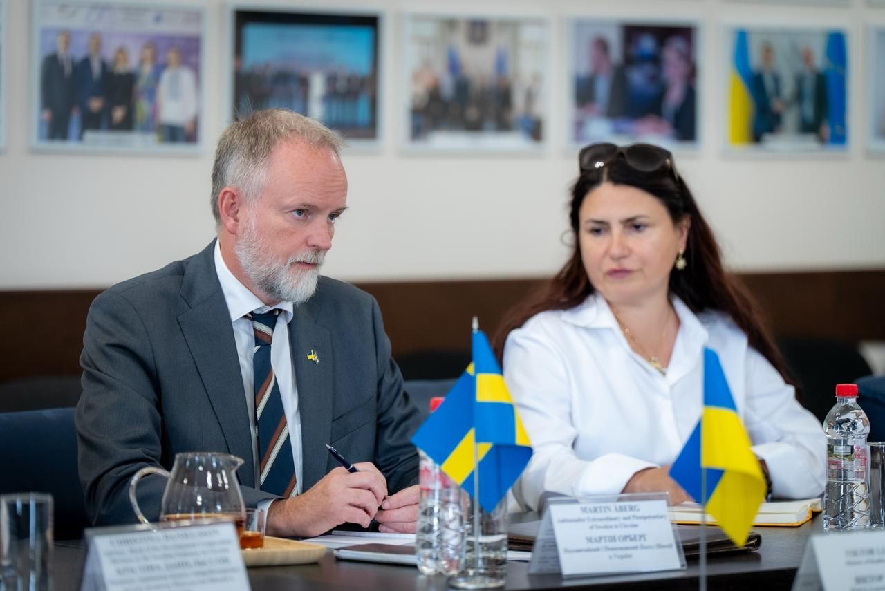 https://moz.gov.ua/img/f609d5e5-17d1-42c2-9a57-ce98e6c13dfd/whatsapp-image-2026-09-24-at-103837.jpeg?fm=jpg&q=80&fit=max&crop=1280%2C855%2C0%2C0