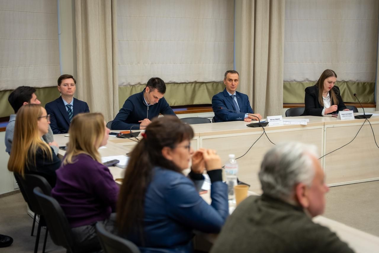 https://moz.gov.ua/img/f9f4cc33-fe00-4d69-9caf-511d7217b2d5/2010-2.jpeg?fm=jpg&q=80&fit=max&crop=1280%2C855%2C0%2C0